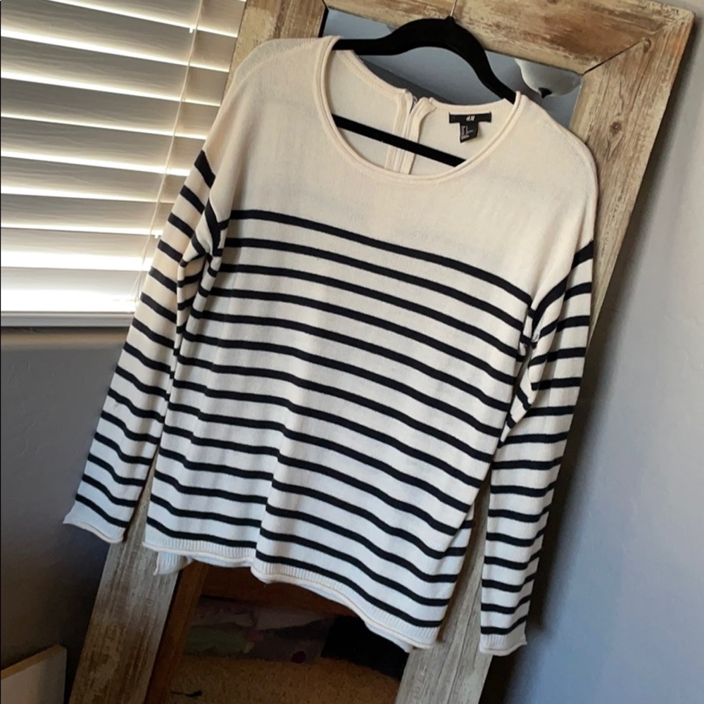 HM zipper back striped sweater